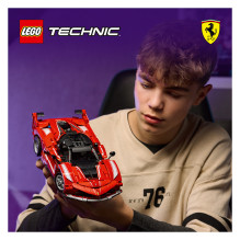 LEGO Technika Ferrari FXX K 42212 LEGO Technika Ferrari FXX K 42212