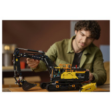 LEGO Technic Volvo EC500 Hybrid Bagger 42215 LEGO Technic Volvo EC500 Hybrid Bagger 42215