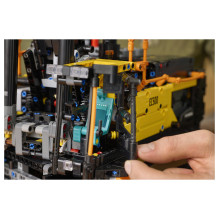 LEGO Technic Volvo EC500 Hybrid Bagger 42215 LEGO Technic Volvo EC500 Hybrid Bagger 42215