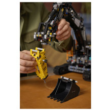 LEGO Technic Volvo EC500 Hybrid Bagger 42215 LEGO Technic Volvo EC500 Hybrid Bagger 42215