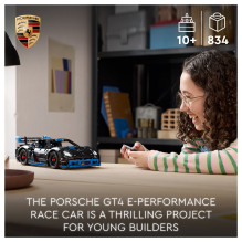 LEGO Technic Porsche GT4 e-Performance Rennwagen 42176 LEGO Technic Porsche GT4 e-Performance Rennwagen 42176