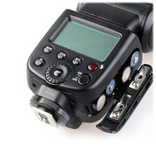 Camera flash - Godox Speedlite TT600 manual number 60, zoom 20-200mm