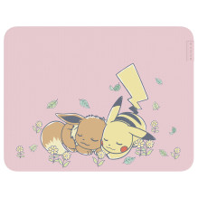 Razer Gigantus V2 - Pikachu Eevee Edition Razer Gigantus V2 - Pikachu Eevee Edition