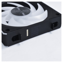 120mm Lian Li UNI FAN CL120 Wireless 3er-Pack 120mm Lian Li UNI FAN CL120 Wireless 3er-Pack