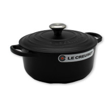 Le Creuset Signature apvalus kepimo indas 20cm Black Schwarz (21177200000430) Le Creuset Signature apvalus kepimo indas 20cm Black Schwarz (21177200000430)