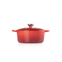 Le Creuset Ketaus puodas apvalus Ø26cm / 5,3L raudonas Le Creuset Ketaus puodas apvalus Ø26cm / 5,3L raudonas