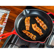 Le Creuset Signature Cast Iron Pan 23cm ovenred (20182230900422) Le Creuset Signature Cast Iron Pan 23cm ovenred (20182230900422)