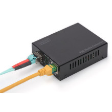 DIGITUS Converter Gigabit PoE Media SFP / RJ45 DIGITUS Converter Gigabit PoE Media SFP / RJ45