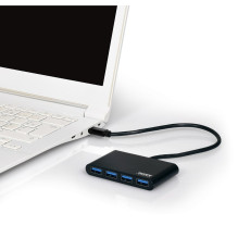 USB hub with 4 USB 3.0 Type-C ports