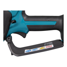 Makita UC100DZ chainsaw