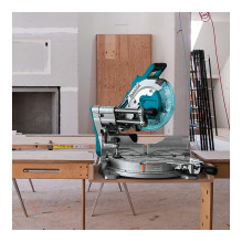 Makita DLS211ZU mitre saw Makita DLS211ZU mitre saw