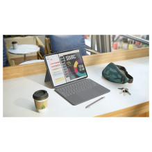 Logitech Combo Touch