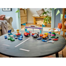 LEGO DUPLO 10445 F1 komandos lenktyniniai automobiliai ir vairuotojai