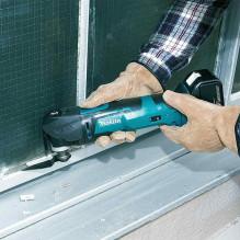 Cordless multi-tool Makita...