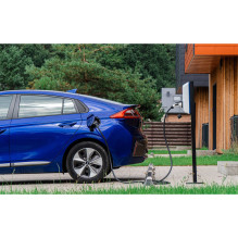 HomeBox Lite Plus 22kW su integruotu 4,5m kabeliu + WiFi / LAN / Bluetooth + RCM + RFID HomeBox Lite Plus 22kW su integruotu 4,5m kabeliu + WiFi / LAN / Bluetooth + RCM + RFID