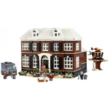 LEGO Vienas namuose 21330