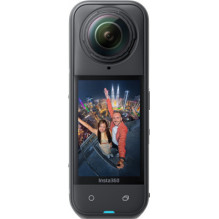 Insta360 X5 Essentials Bundle