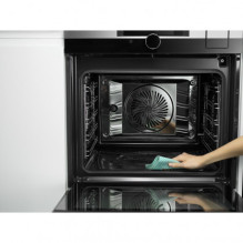 „Electrolux M3OCS301M“ orkaičių valiklis su purškikliu Orkaičių priežiūra