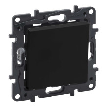 Niloe Step button Legrand...