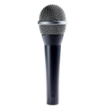 AKG D8000M AKG D8000M