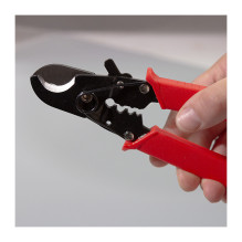 Cable cutter for 2.5 / 4.0 / 6.0 mm² Solar Panel PV cable Cable cutter for 2.5 / 4.0 / 6.0 mm² Solar Panel PV cable