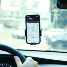 Joyroom Joyroom automobilio telefono laikiklis su teleskopine ištraukiama rankena prietaisų skydeliui ir priekiniam stik Joyroom Joyroom automobilio telefono laikiklis su teleskopine ištraukiama rankena prietaisų skydeliui ir priekiniam stik