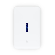 Router 8 ports Ubiquiti...