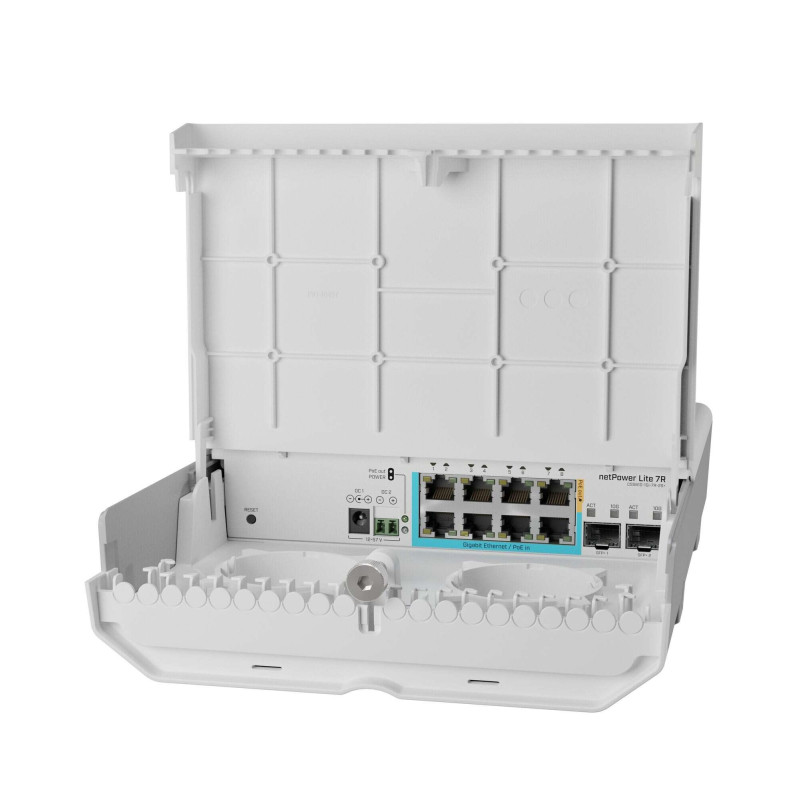 Komutatorius 8 prievadų Mikrotik CSS610-1Gi-7R-2S+OUT
