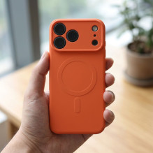 „iPhone 17 Pro Max / 18 Pro Max“ silikoninis dėklas Mag Dėklas, suderinamas su „MagSafe“ (didele skylute), oranžinis