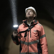 Ledlenser P21R juodas rankinis žibintuvėlis LED Ledlenser P21R juodas rankinis žibintuvėlis LED