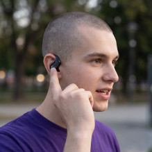 PNI Q20 belaidės ausinės su automatinio vertimo iš bet kurios kalbos funkcija PNI Q20 belaidės ausinės su automatinio vertimo iš bet kurios kalbos funkcija