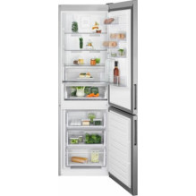 „Electrolux LNC7ME32X3“ „Electrolux LNC7ME32X3“