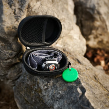 Chipolo POP - Bluetooth Tracker with Replaceable Battery for iOS &amp; Android, Green