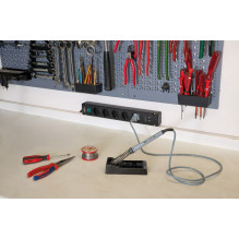 Brennenstuhl Bremounta Steckdosenleiste 5-fach (Black, 3 Meter, 2x USB-A) Brennenstuhl Bremounta Steckdosenleiste 5-fach (Black, 3 Meter, 2x USB-A)
