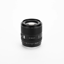 Objektyvas - Viltrox AF 90mm F2.2 EVO, f / 2.2, STM Automatinis Fokusavimas, 0,74 m Min. Fokusavimo Atstumas Objektyvas - Viltrox AF 90mm F2.2 EVO, f / 2.2, STM Automatinis Fokusavimas, 0,74 m Min. Fokusavimo Atstumas
