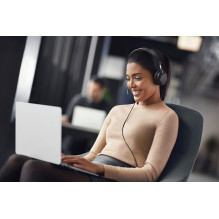 Ausinės su mikrofonu - Jabra Evolve2 40 SE USB-C / USB-A juodos Ausinės su mikrofonu - Jabra Evolve2 40 SE USB-C / USB-A juodos