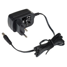 Kintamosios srovės adapteris - Akyga AK-TB-08 5 W juodas