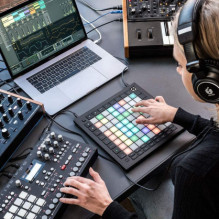 Novation Launchpad Pro controller MK3 Novation Launchpad Pro controller MK3