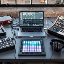 Novation Launchpad Pro controller MK3 Novation Launchpad Pro controller MK3