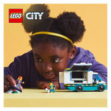 LEGO City Emergency Ambulance LEGO City Emergency Ambulance