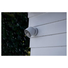 Google Nest Belaidė lauko ir vidaus kamera sniego metu Google Nest Belaidė lauko ir vidaus kamera sniego metu