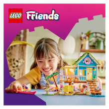 LEGO Friends Beach House with Seals 42699