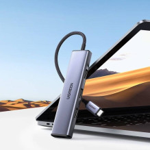 USB šakotuvas - UGREEN USB-C 4× USB 3.2 Gen 1 sidabrinis USB šakotuvas - UGREEN USB-C 4× USB 3.2 Gen 1 sidabrinis