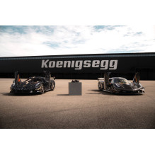 LEGO TECHNIC 42232 Koenigsegg Sadair's Spear Megacar LEGO TECHNIC 42232 Koenigsegg Sadair's Spear Megacar