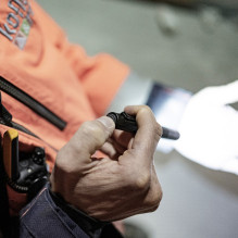Ledlenser P4R juodo rašiklio formos žibintuvėlis LED