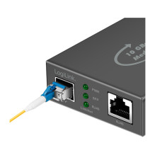 Logilink 10 gigabitų medijos keitiklis RJ45 į 10G SFP+ Logilink 10 gigabitų medijos keitiklis RJ45 į 10G SFP+