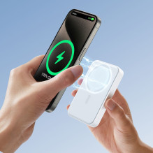 Joyroom Joyroom JR-W020 Powerbank 20W 10000mAh MagSafe + USB-C - USB-C cable 0.25m - white Joyroom Joyroom JR-W020 Powerbank 20W 10000mAh MagSafe + USB-C - USB-C cable 0.25m - white