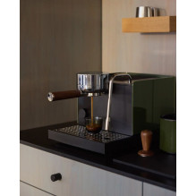 Fellow Espresso serijos 1 stūmoklinis kavos aparatas, miško žalios spalvos Fellow Espresso serijos 1 stūmoklinis kavos aparatas, miško žalios spalvos