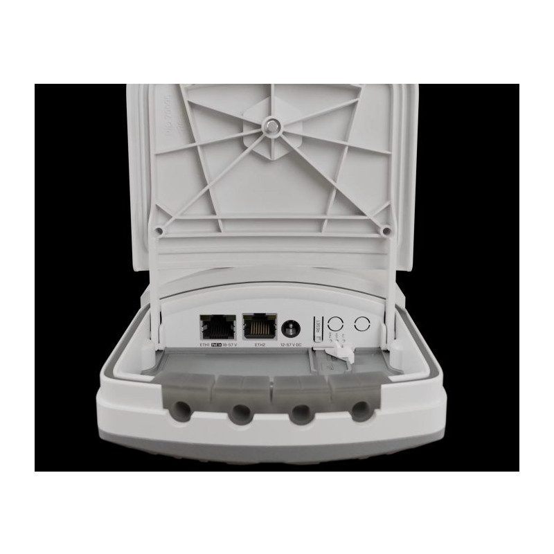 MikroTik wAPGR-5HaxD2HaxD&amp;R11e-LTE7 wAP ax LTE7 kit 802.11ax 10 / 100 / 1000 Mbit / s Ethernet LAN (RJ-45) ports 2 M