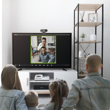 „Full HD“ internetinė kamera su mikrofonu „Full HD“ internetinė kamera su mikrofonu